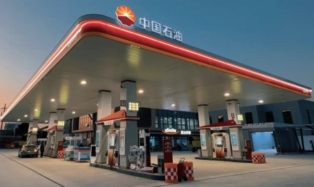 Este suficientă modernizarea echipamentelor inteligente pentru ca benzinăriile să concureze în noul câmp de luptă energetic integrat?